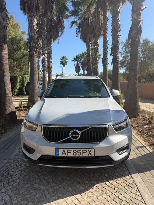 Carro Volvo XC 40 — photo 3