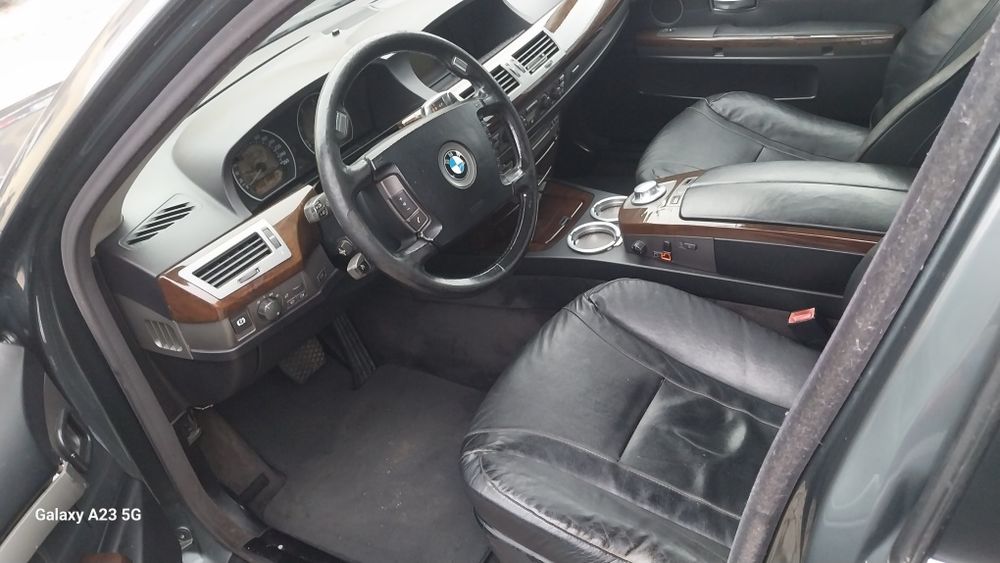 Vendo BMW 730D E65