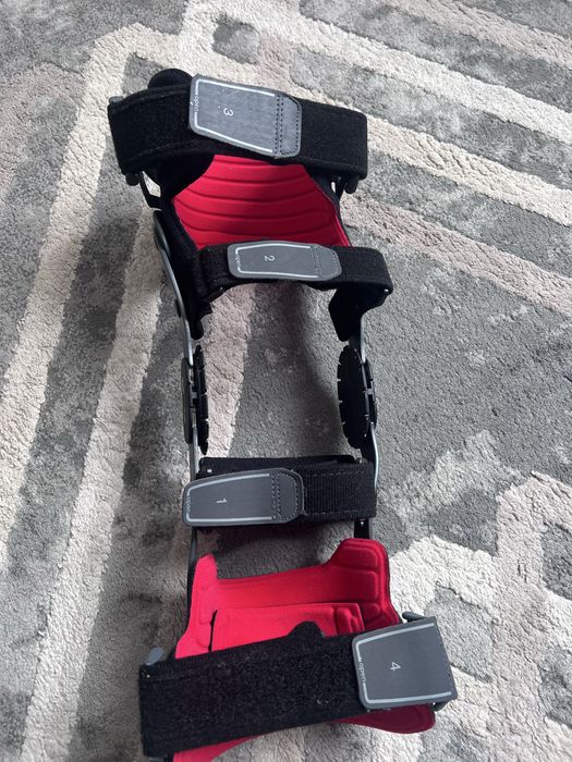 Ортез на коліно otto bock genu arexa