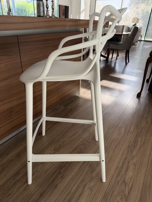 2 bancos de design Moises