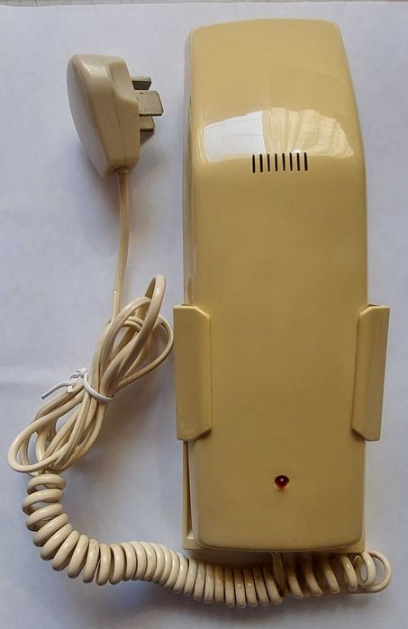 Old Telephone with Keypad Dialing63824209437443121