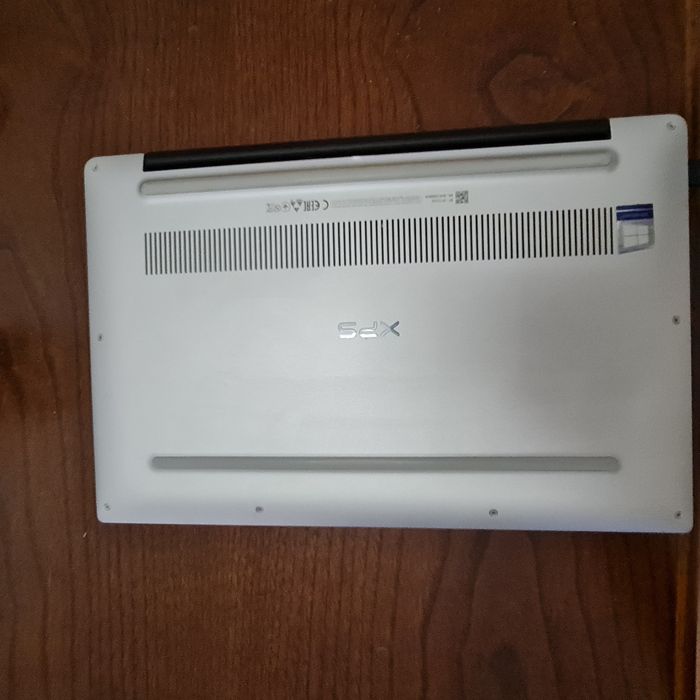 Computadores Dell 9380 e 7370