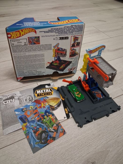 Автомайстерня Hot wheels