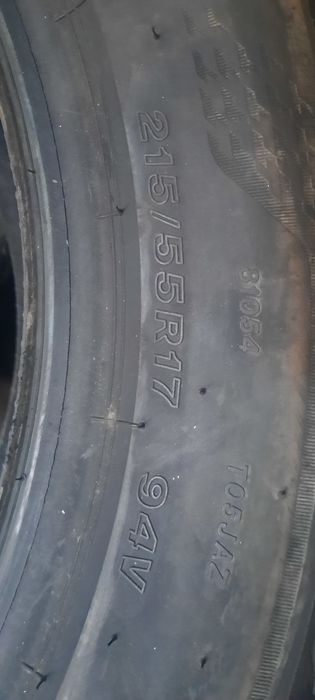 Шины 215 55 17 новые Бридстоун комплект