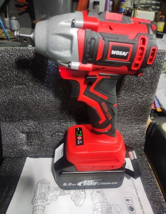 Máquina de impacto nova