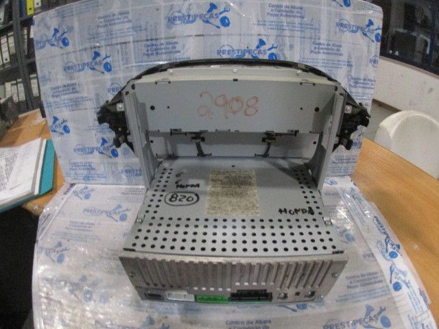 Rádio / auto-rádio HONDA FR-V (BE_)