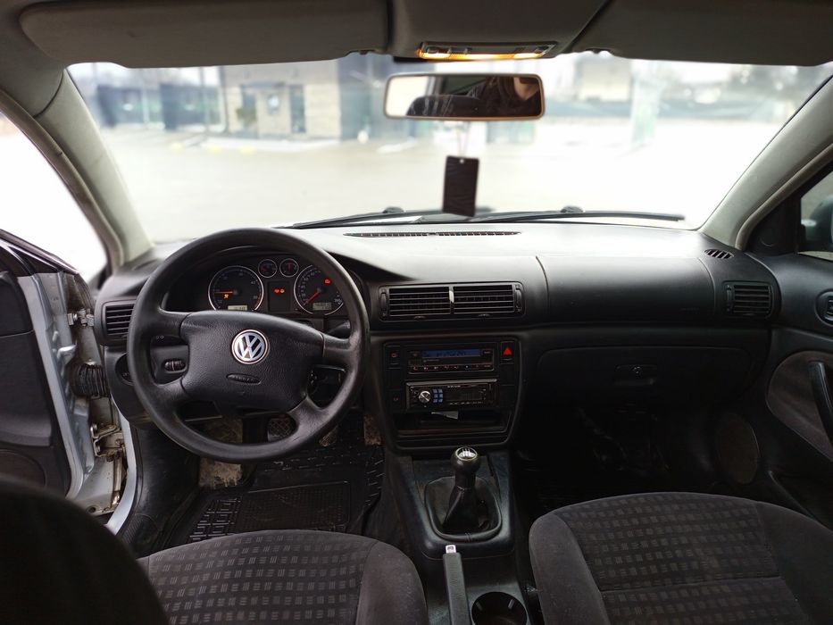 Автомобіль пасат