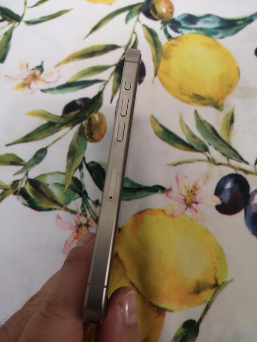 Iphone 15 pro - 256 gb como NOVO