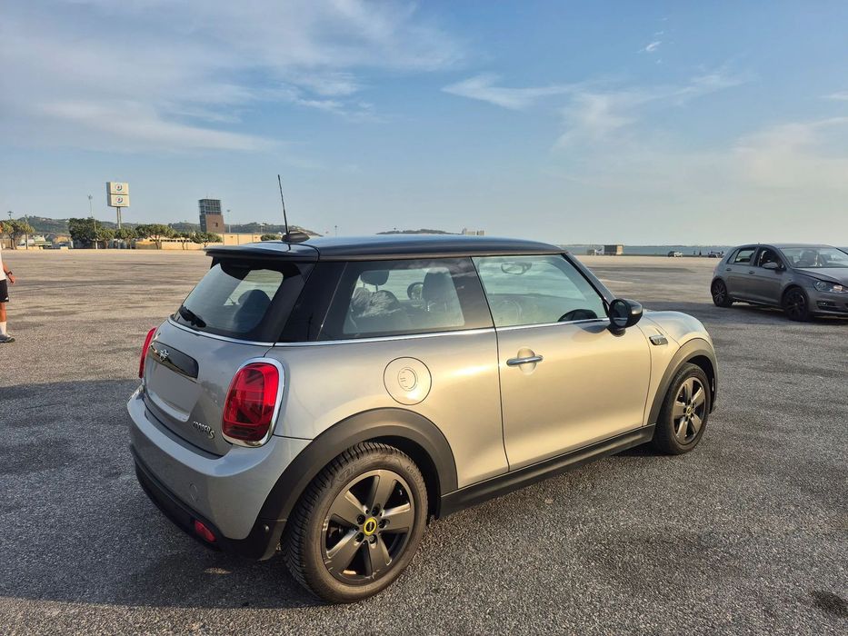 MINI 3 Portas Cooper SE foto 5