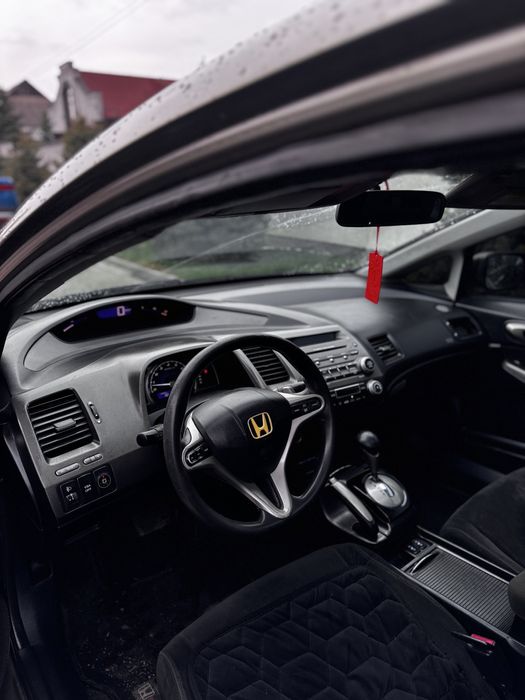 Хонда ксівік 1.8 бензин газ