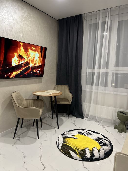 Подобова оренда ЖК Центральний 2 , євро 2-к кв. Ліфт працює завжди!!!