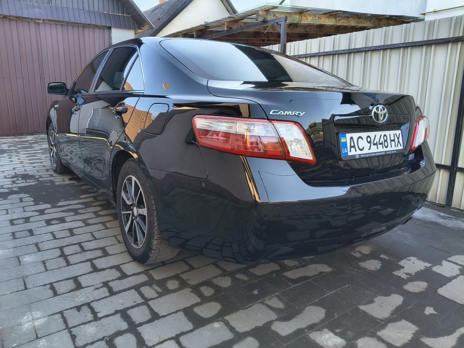 Продам Тайота камрі 40 гібрид