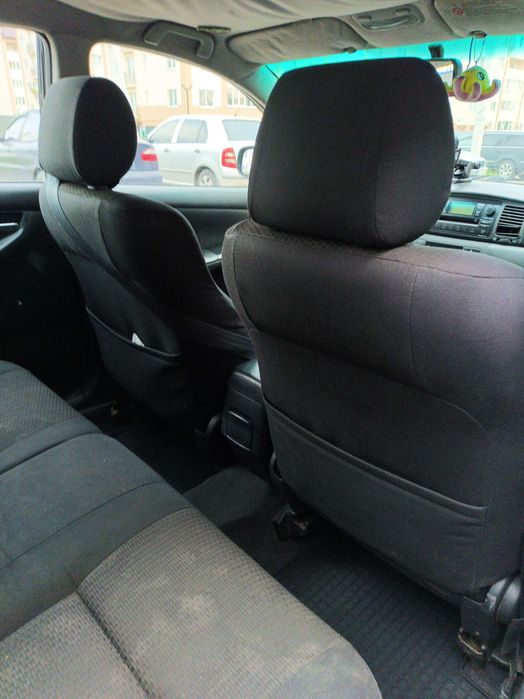 Продаж авто Toyota Corolla