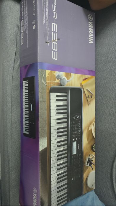 Teclado Yamaha Novo