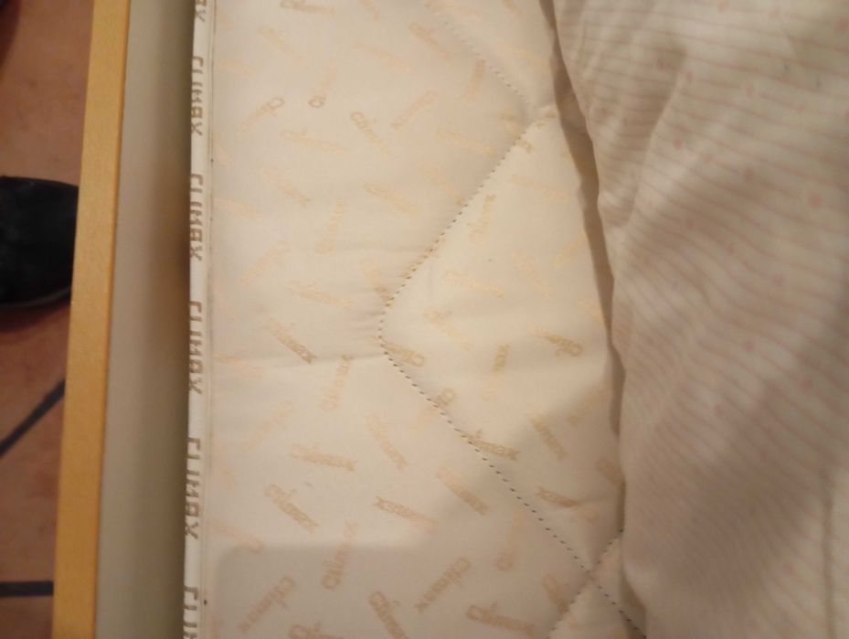 Cama de solteiro com gavetão