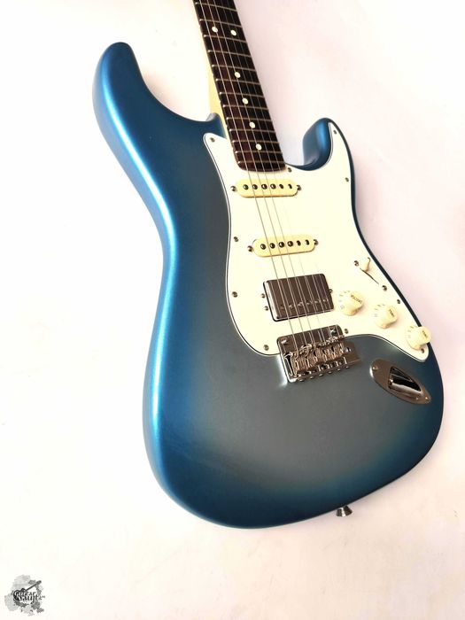 Fender® Limited Edition American Showcase Stratocaster '2022