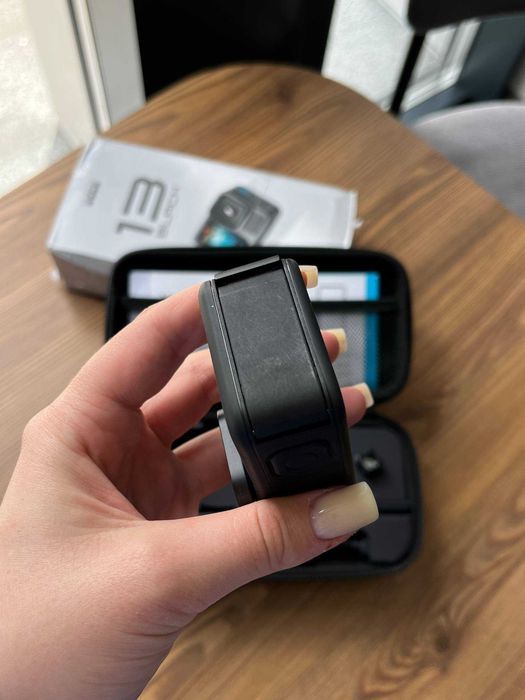 Екшн-камера GoPro Hero 13 з двома акумуляторами