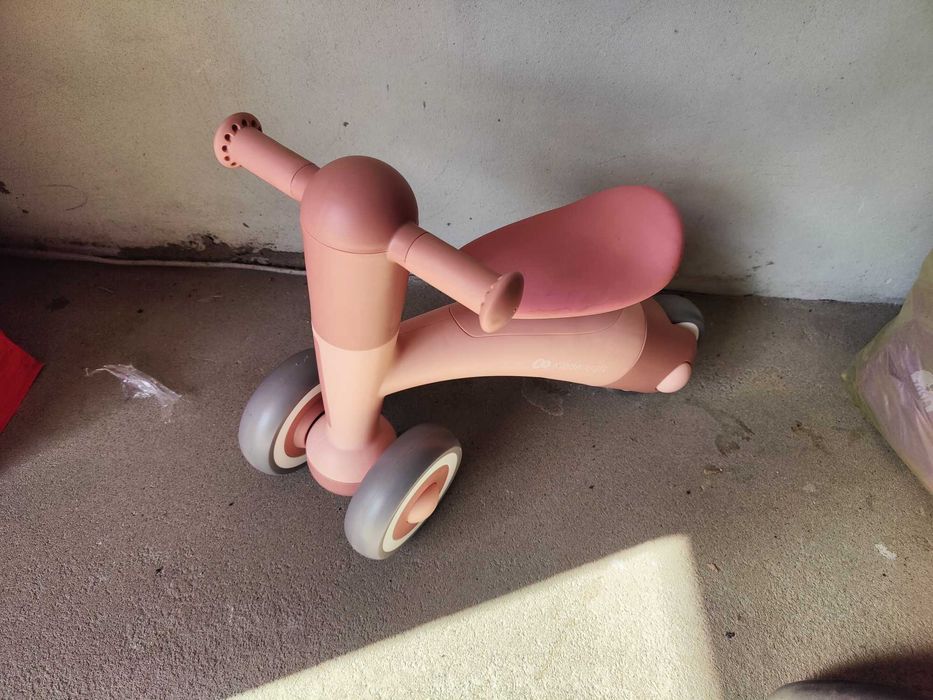 Kinderkraft MINIBI - rowerek biegowy, jeździk i pchacz w jednym | różowy Pink biegusek