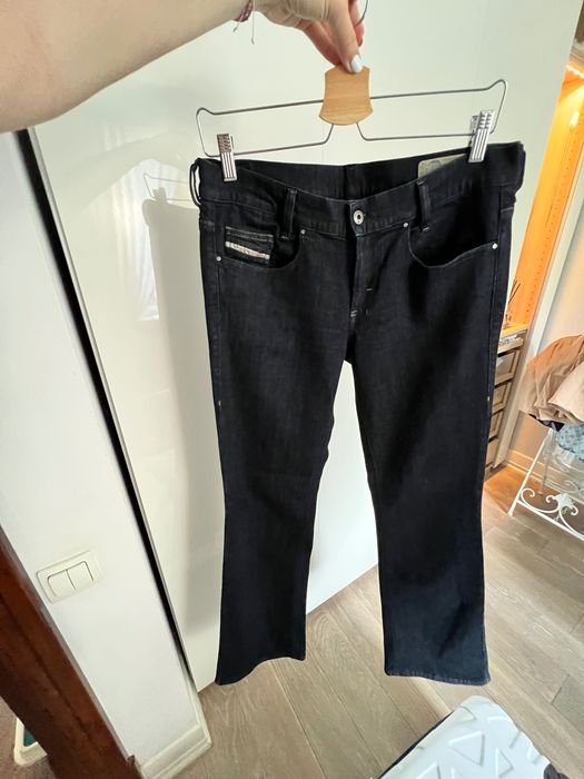 Diesel markowe jeansowe spodnie modne dzwony niski stan rozmiar 38 M