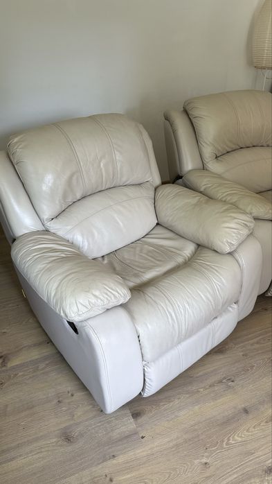 Komplet wypoczynkowy z funkcją relax kanapa i 2 fotele