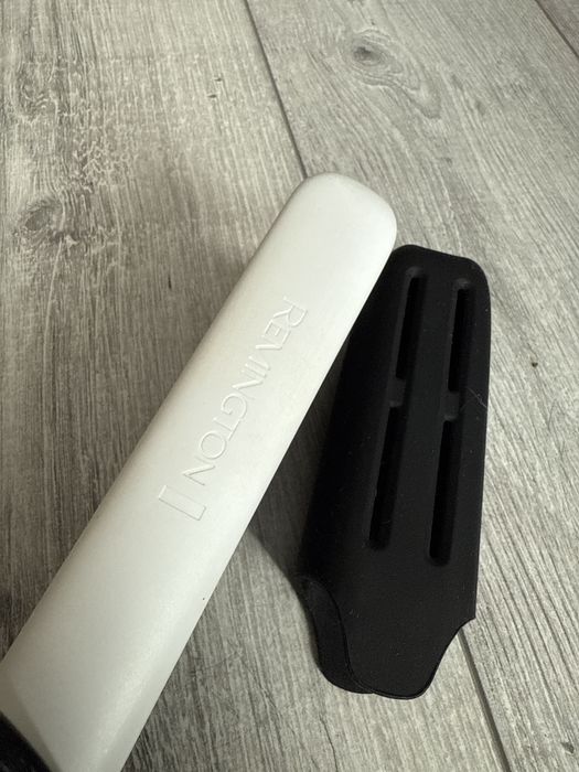 Випрамляч для волосся Remington S7412