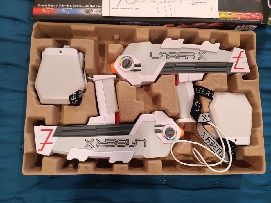 Pistolas lazer,  ótimo para se divertir. Dá para 2 pessoas.