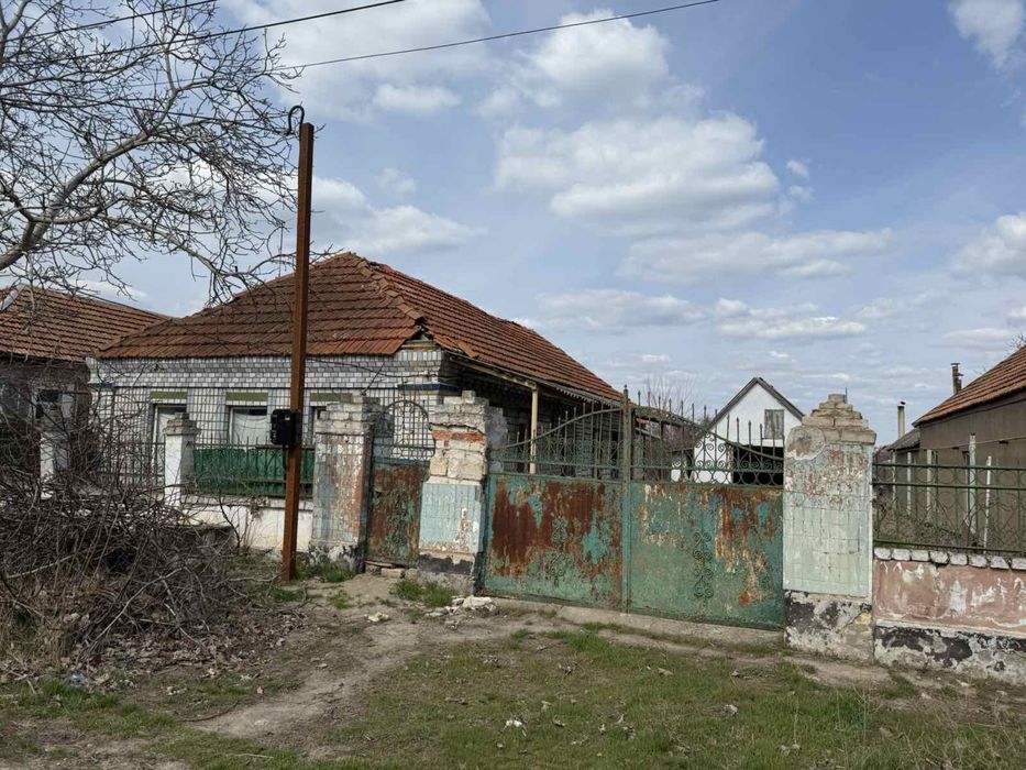 Продаю будинок в центрі Тернівки