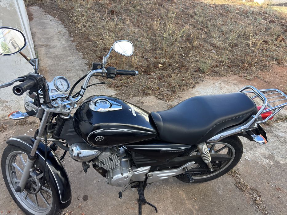 Mota Yamaha YBR 125 cunstom, 2015.