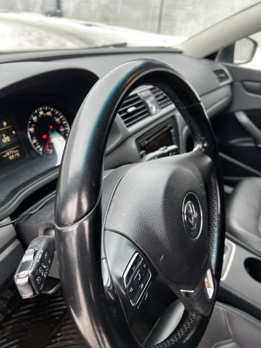 Volkswagen passat NMS 2015