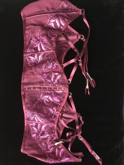 Пояс під панчохи Ann Summers великий розмір