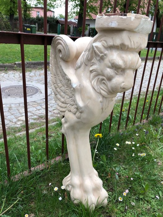 Kolumny ogrodowe / wewnętrzne i blat marmurowy