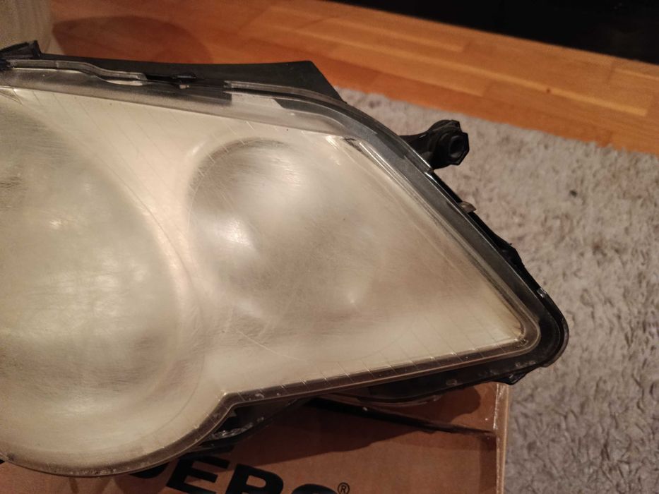 VENDE - farol direito VW Polo 9N