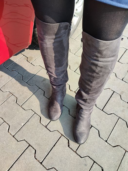 Kozaki wysokie zamszowe