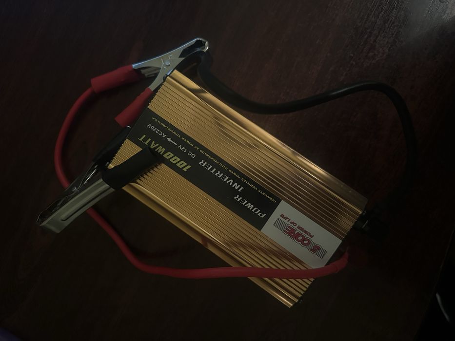 Продам інвертор инвертор 12 в 12 v на 220 1000 ват wat
