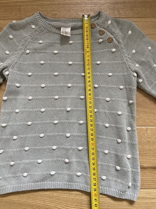 Sweterek z kuleczkami H&M 86 92