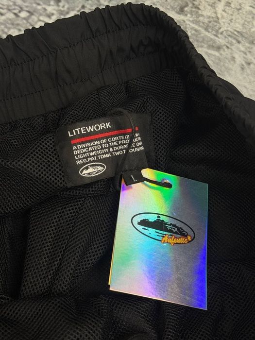 Нейлонові штани Corteiz (рефлективні)