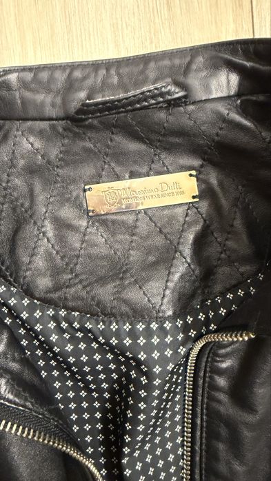 Шкіряна куртка Massimo.