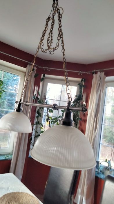 Żyrandol regulowany