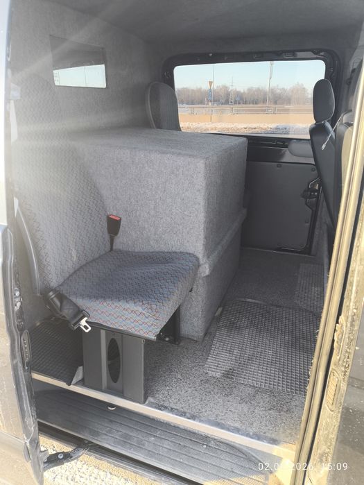 Mercedes Viano, 5 місць, катафалк