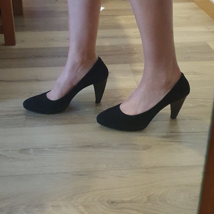 Sapatos salto camurça