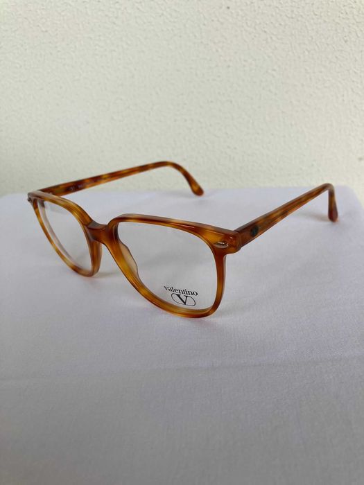 Oculos de sol Gucci, Armani, Valentino