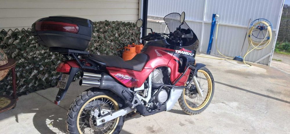 Honda Transalp 600