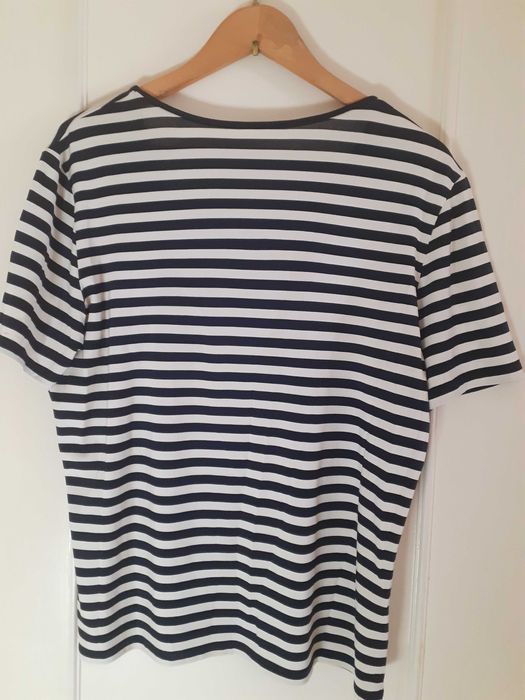 camisola manga curta - riscas - não amarrota