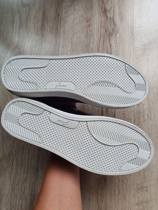 Nowe sneakersy guess