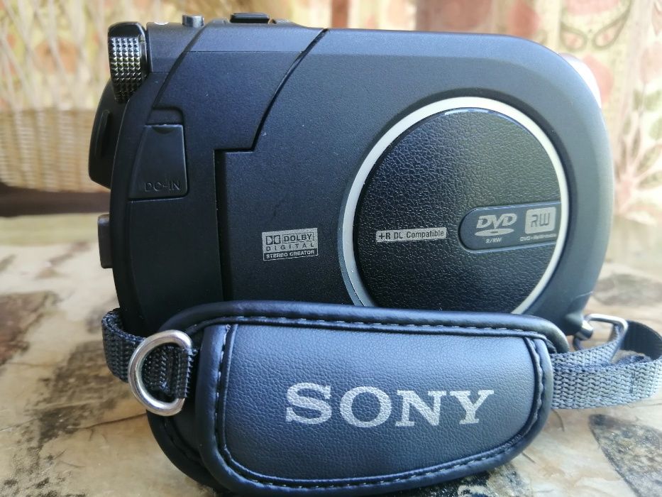 Câmara de filmar SONY Handycam DCR-DVD106