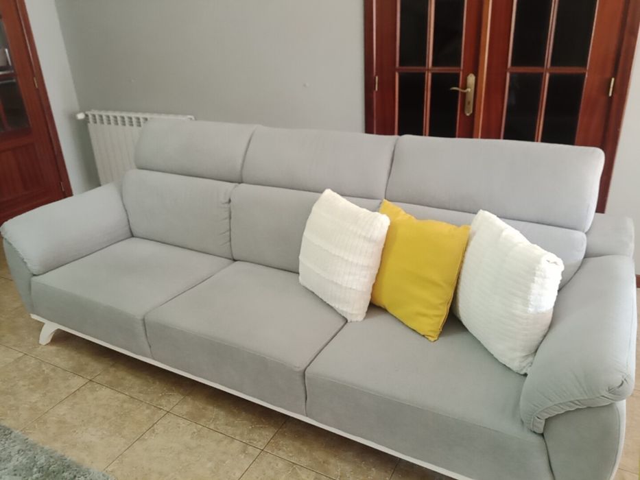 Sofá 3 lugares grande Viseu • OLX Portugal