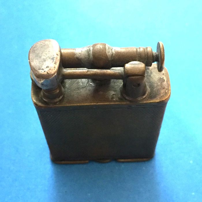 R - Isqueiro gasolina DUNHILL antigo ( data gravada 1933 )