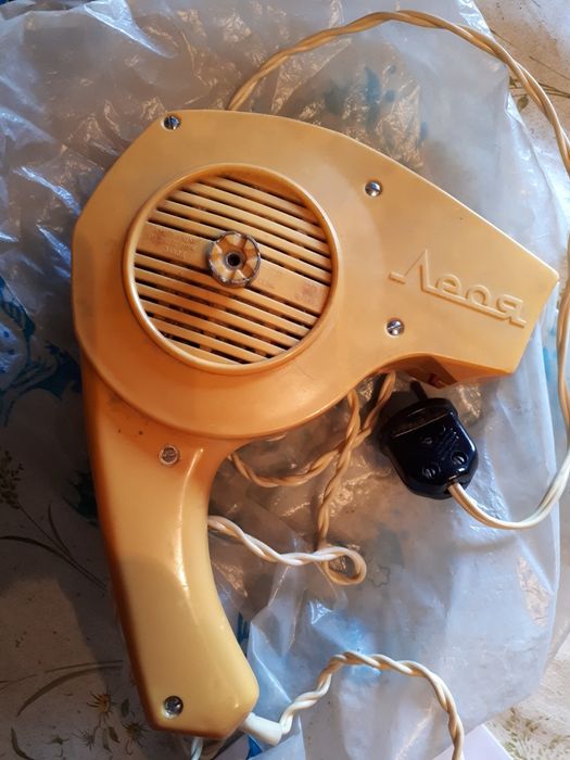 Продам фен для волос ЛЕСЯ СССР.Рабочий!