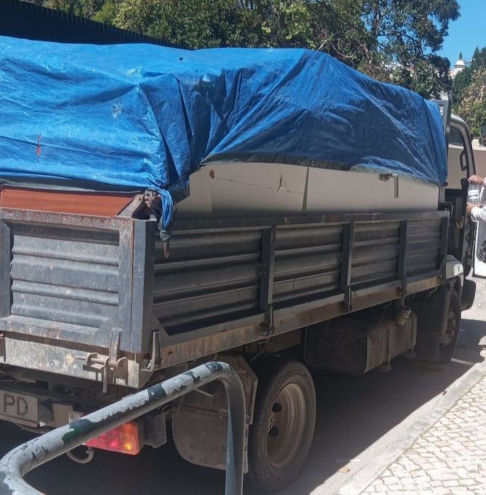 SETÚBAL e LISBOA carrinhas p/entulho e lixo c/e s/ajudantes p/carregar