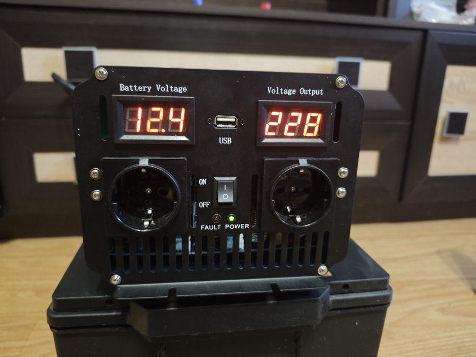 Інвертор 3кВт 12-220v